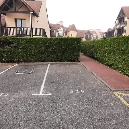Apartment Stigi, Duplex De Standing A 100m De La Ouistreham